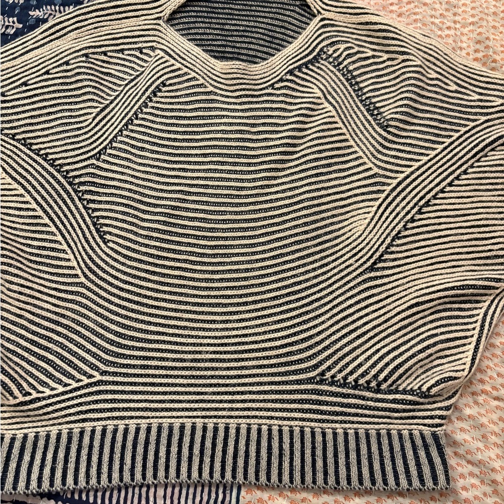 Striped Crew Neck Sweater - Picture 4 of 8